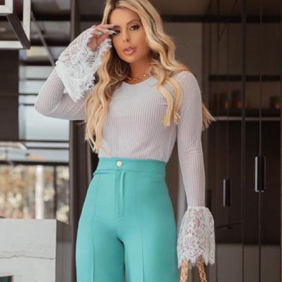 Brazilian bodysuit - Picture 3 of 5